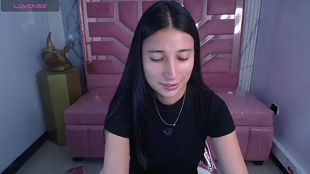 lizzyluk ch online show from January 17, 2026, 8:12 pm