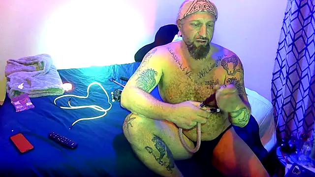 Snapshot of dickparty69@xh chatting on October 28, 2025, 7:40 am dickparty69xh online show from October 28, 2025, 7:40 am