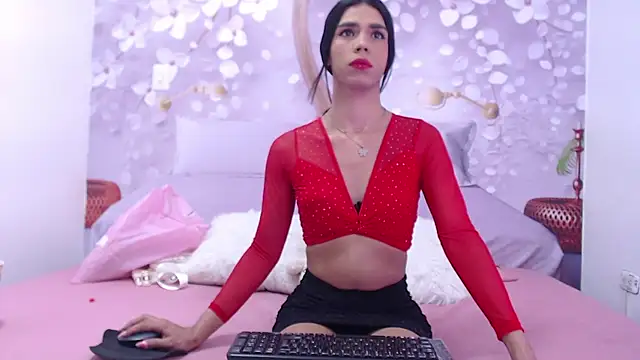 Snapshot of Luluu_08 chatting on September 26, 2025, 7:10 pm Luluu 08 online show from September 26, 2025, 7:10 pm