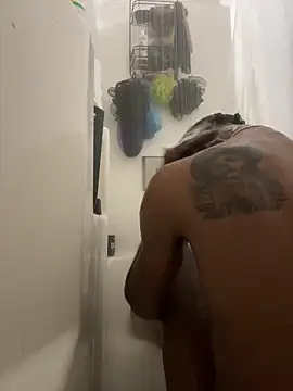 rayyymack online show from October 2, 2025, 6:11 pm