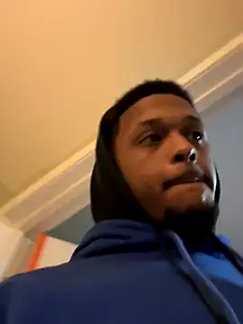 rayyymack online show from November 22, 2025, 11:14 pm