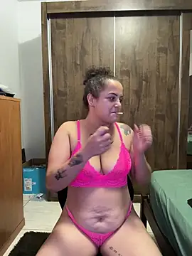 Hotbucet online show from January 31, 2025, 2:48 am