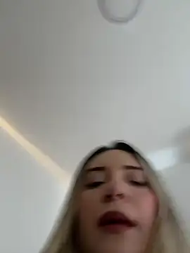 Snapshot of mariablonde_ chatting on June 27, 2026, 2:56 pm mariablonde online show from June 27, 2026, 2:56 pm