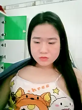 Sahara-lovexoxo online show from February 16, 2025, 6:32 am