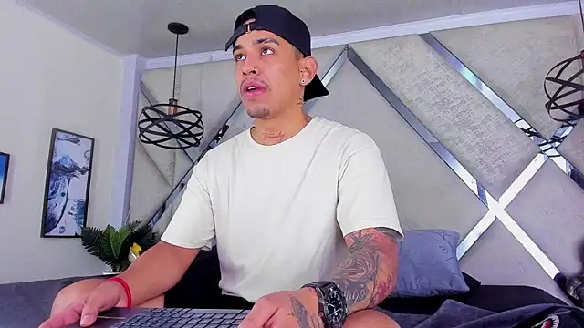 Damian09  online show from January 22, 2025, 3:52 am