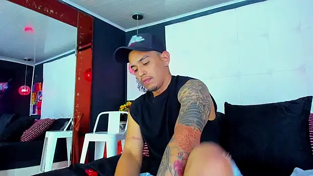 Damian09  online show from February 2, 2025, 2:27 am