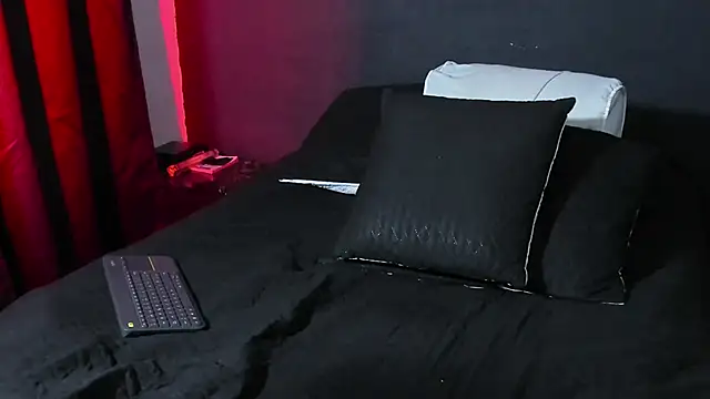 Snapshot of Dylanwhite23_ chatting on September 26, 2025, 9:43 pm Dylanwhite23 online show from September 26, 2025, 9:43 pm