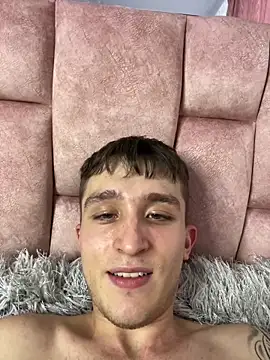 Dylanwhite23  online show from January 16, 2025, 11:06 pm