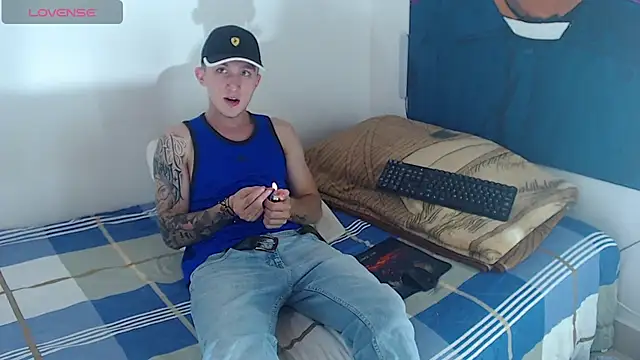 Dylanwhite23  online show from January 18, 2025, 4:15 am