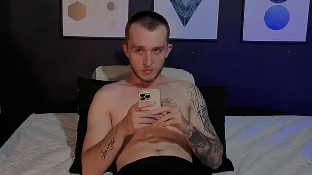 Dylanwhite23  online show from March 2, 2026, 1:39 am