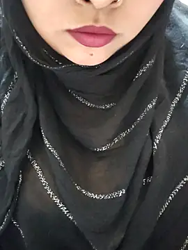 Indian-Nazia online show from December 17, 2025, 6:13 pm