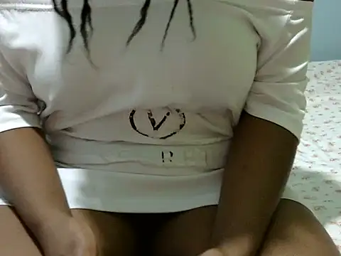 Snapshot of prettylacey3 chatting on September 27, 2025, 5:57 am prettylacey3 online show from September 27, 2025, 5:57 am