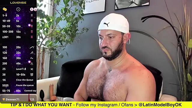 arielenbsas online show from February 17, 2025, 10:05 pm