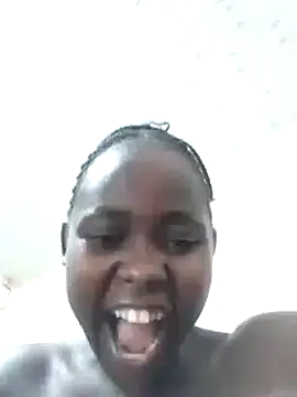 Snapshot of Sweetcecie01 chatting on February 25, 2025, 11:26 pm Sweetcecie01 online show from February 25, 2025, 11:26 pm