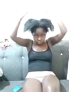 Snapshot of Sweetcecie01 chatting on September 8, 2025, 8:30 pm Sweetcecie01 online show from September 8, 2025, 8:30 pm