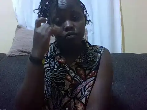 Sweetcecie01 online show from February 14, 2026, 10:10 pm