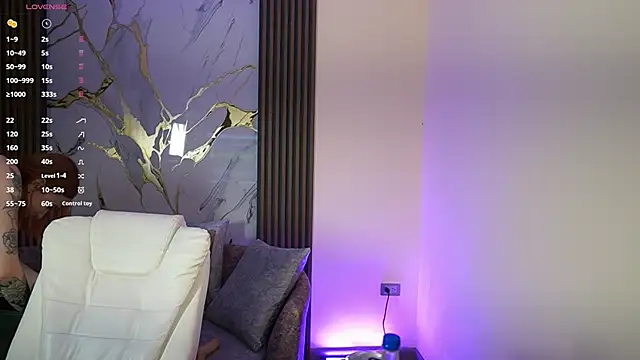 Snapshot of Anybuny chatting on October 21, 2025, 12:48 pm Anybuny online show from October 21, 2025, 12:48 pm