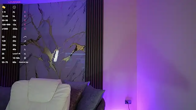 Snapshot of Anybuny chatting on October 1, 2025, 11:47 am Anybuny online show from October 1, 2025, 11:47 am