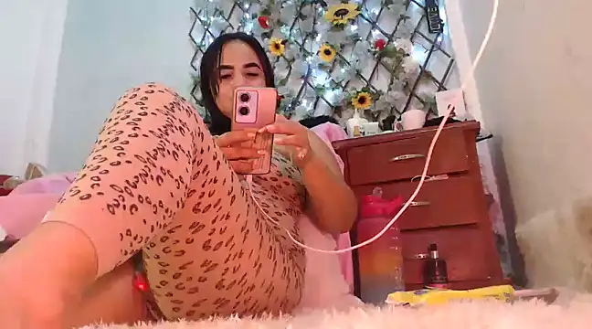 alinsonhot29 online show from January 23, 2025, 5:02 am