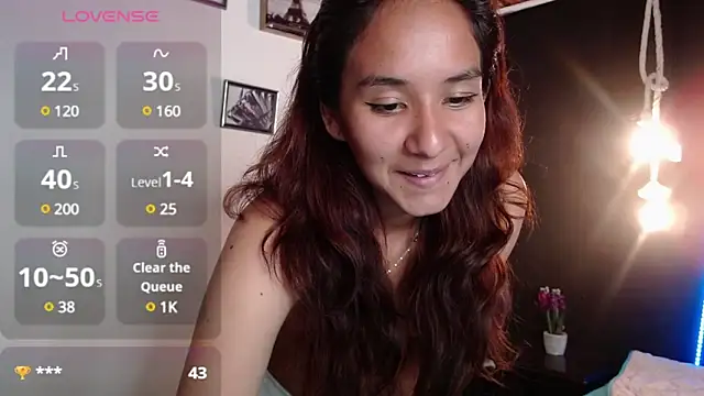 Snapshot of PoisonIvy15_ chatting on December 23, 2024, 4:55 am PoisonIvy15 online show from December 23, 2024, 4:55 am