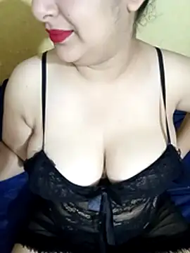 Snapshot of pipachox chatting on October 27, 2025, 9:16 pm pipachox online show from October 27, 2025, 9:16 pm