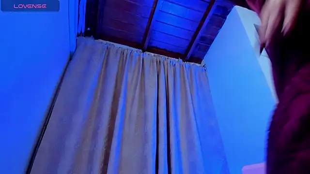 Snapshot of AngelaCoffee chatting on October 21, 2025, 3:06 am AngelaCoffee online show from October 21, 2025, 3:06 am