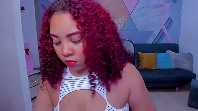 AngelaCoffee online show from December 3, 2025, 3:40 am