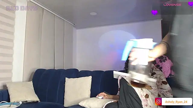 Snapshot of ashely_ryan24 chatting on September 23, 2025, 12:06 am ashely ryan24 online show from September 23, 2025, 12:06 am