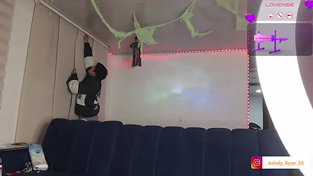 Snapshot of ashely_ryan24 chatting on October 9, 2025, 11:27 pm ashely ryan24 online show from October 9, 2025, 11:27 pm