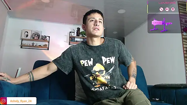 Snapshot of ashely_ryan24 chatting on February 19, 2026, 11:23 pm ashely ryan24 online show from February 19, 2026, 11:23 pm