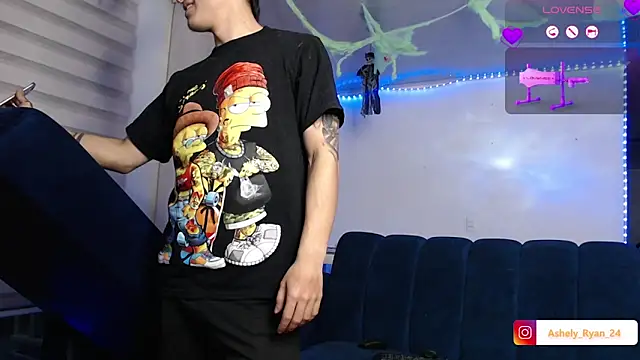 Snapshot of ashely_ryan24 chatting on October 8, 2025, 11:49 pm ashely ryan24 online show from October 8, 2025, 11:49 pm