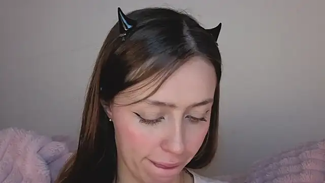 SofiaGc online show from November 13, 2025, 4:38 am