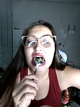 Snapshot of dani123unica chatting on September 18, 2025, 10:35 pm dani123unica online show from September 18, 2025, 10:35 pm