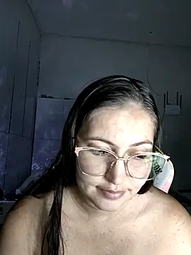 Snapshot of dani123unica chatting on September 17, 2025, 4:20 pm dani123unica online show from September 17, 2025, 4:20 pm