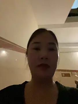 Baby-sexy96 online show from February 6, 2025, 10:32 pm