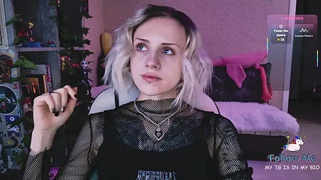 NaniMoore online show from February 6, 2026, 8:16 pm