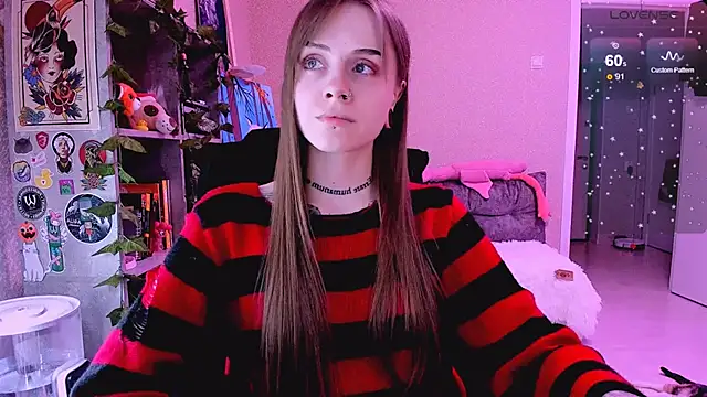 Snapshot of NaniMoore chatting on January 21, 2025, 8:43 pm NaniMoore online show from January 21, 2025, 8:43 pm