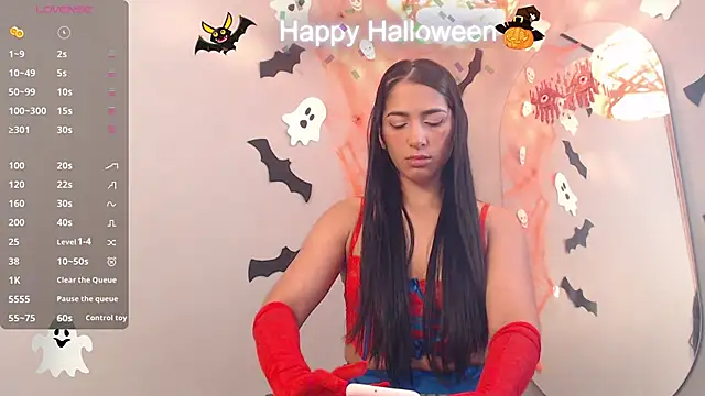 Snapshot of Thayssa_ross chatting on October 31, 2025, 12:35 pm Thayssa ross online show from October 31, 2025, 12:35 pm