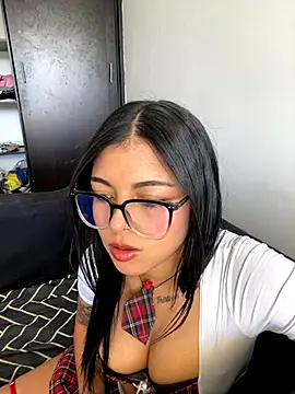 Snapshot of Dulce-diosa chatting on October 11, 2025, 6:42 pm Dulce-diosa online show from October 11, 2025, 6:42 pm