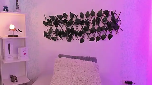 Eva ritz online show from March 16, 2026, 7:38 pm