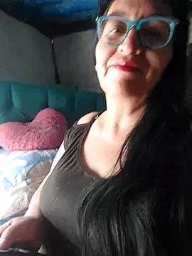 clarita 01 online show from January 31, 2026, 8:40 pm