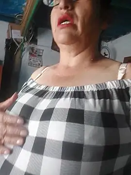 clarita 01 online show from April 8, 2026, 12:39 pm