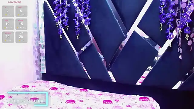 Emmily Walker online show from March 27, 2026, 2:53 am