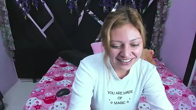 Emmily Walker online show from January 6, 2026, 2:10 pm