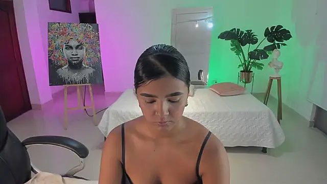 JANYLOVE   online show from September 24, 2025, 10:55 am