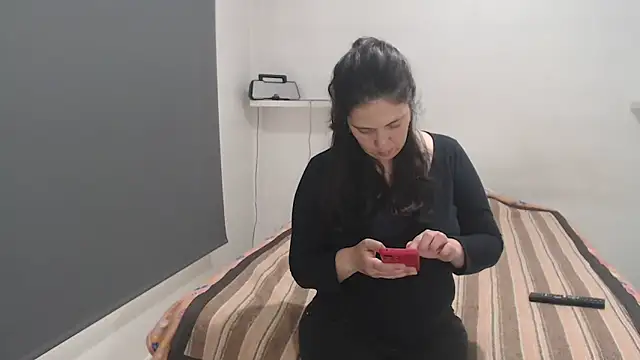 Snapshot of lulitasexy chatting on October 13, 2025, 12:18 pm lulitasexy online show from October 13, 2025, 12:18 pm