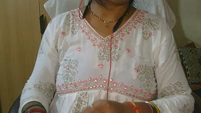 Snapshot of Cute_Ruhi99 chatting on September 29, 2025, 7:15 am Cute Ruhi99 online show from September 29, 2025, 7:15 am