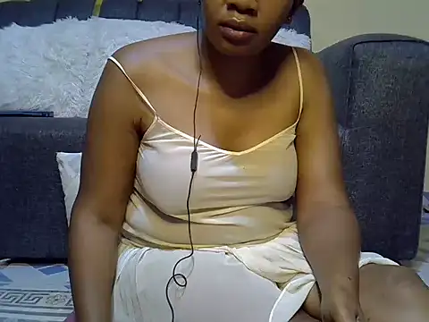 Snapshot of Sexy_Kezzy chatting on February 3, 2026, 8:14 pm Sexy Kezzy online show from February 3, 2026, 8:14 pm