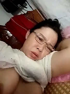 Sexy-asslove90 online show from September 13, 2025, 3:28 am