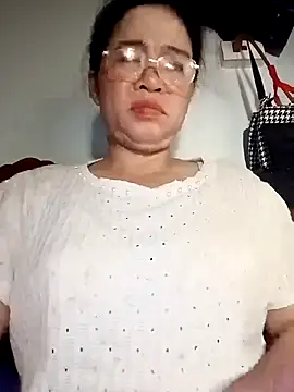 Sexy-asslove90 online show from September 28, 2025, 6:31 am